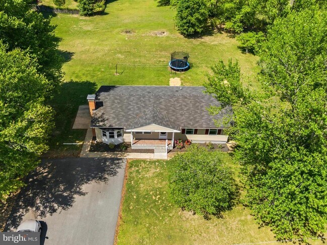 Building Photo - 12712 Grosstown Rd