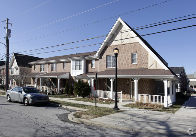 Primary Photo - Village of Eastlake Apartments