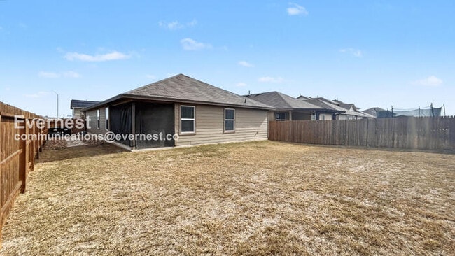 Building Photo - 6403 Kingsley Edge