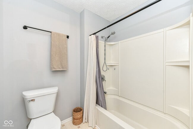 Building Photo - 2502 Chaseway Ct