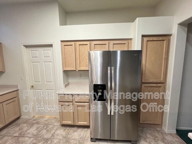 Building Photo - 10733 Clarion Ln