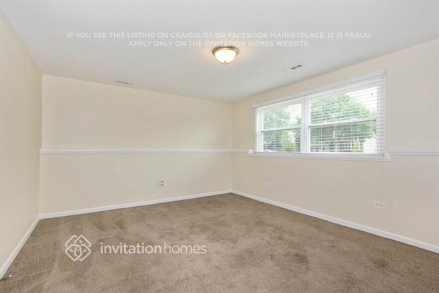 Building Photo - 113 Davis Ct