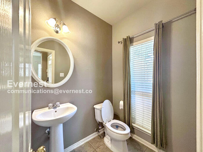 Building Photo - 2422 Cadara Woods