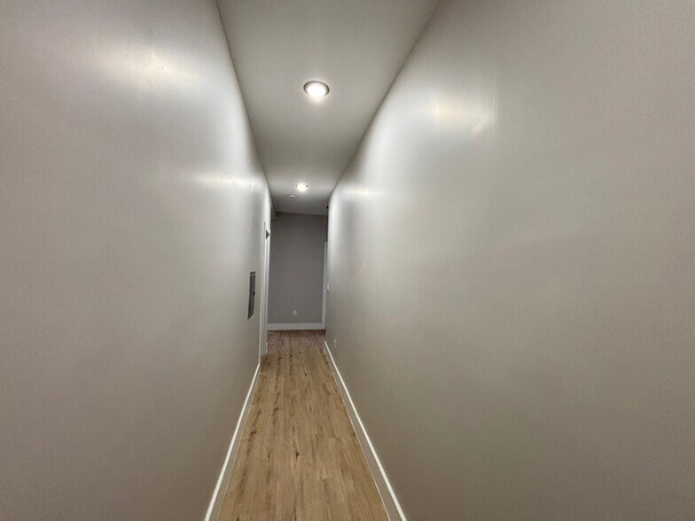 Building Photo - 5008 Palisade Ave