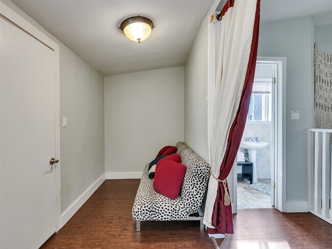 Building Photo - 3529 Avenue M