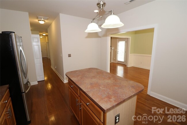 Building Photo - 166 Oak Haven Pl NW