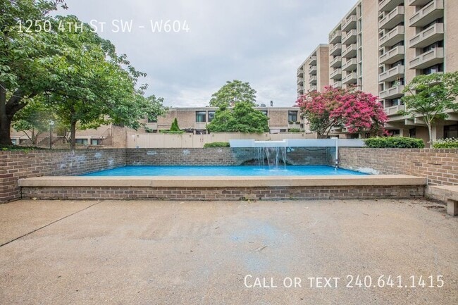 Building Photo - 1250 4th St SW