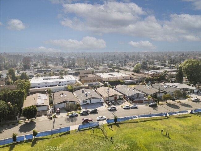 Building Photo - 13010 Hartland St