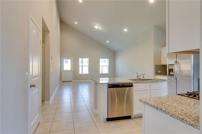 Building Photo - 7012 Ranchito Dr