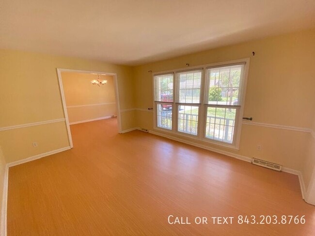 Building Photo - 654 McCutchen St