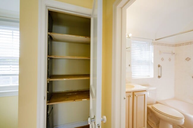 Building Photo - Charming 3BR/2BA Home in Hyattsville with ...