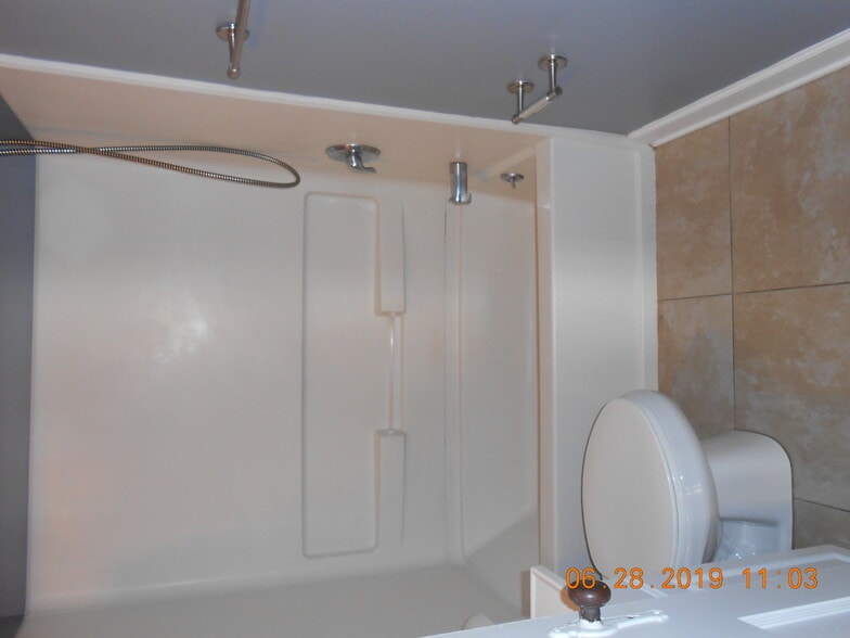 Building Photo - 1343 Ida Ave