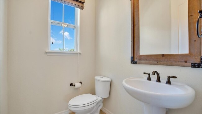 Building Photo - 921 Taramundi Dr