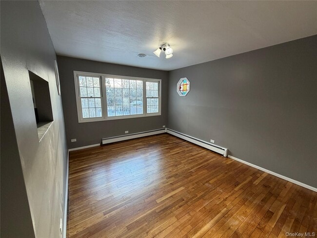 Building Photo - 4 Margaret Ln