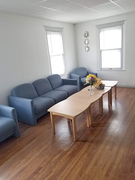 Part of Living room - 107 Murray St