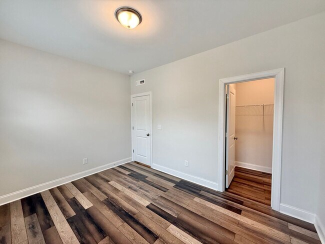 Building Photo - Remodeled 4BD, 3BA Wake Forest Home with L...