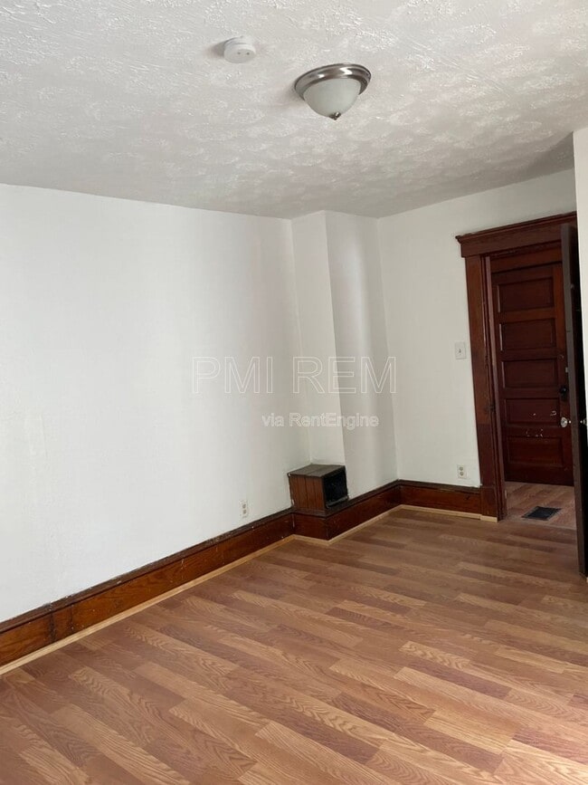 Building Photo - 2325 4th St NW