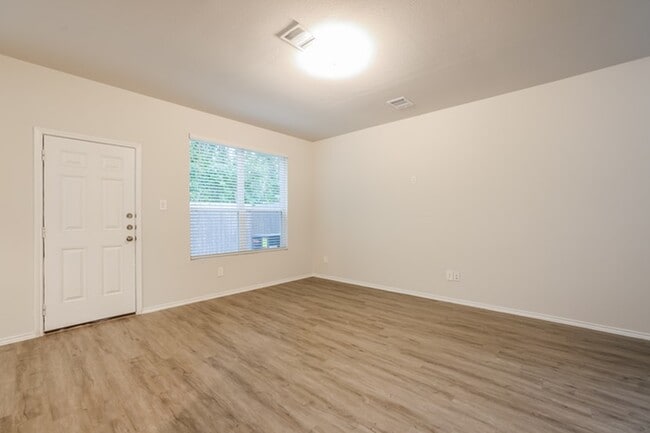 Building Photo - 2703 Bouvardia Wy