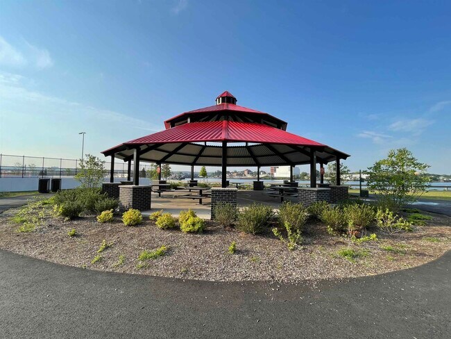 Building Photo - 25 Kelly Pkwy