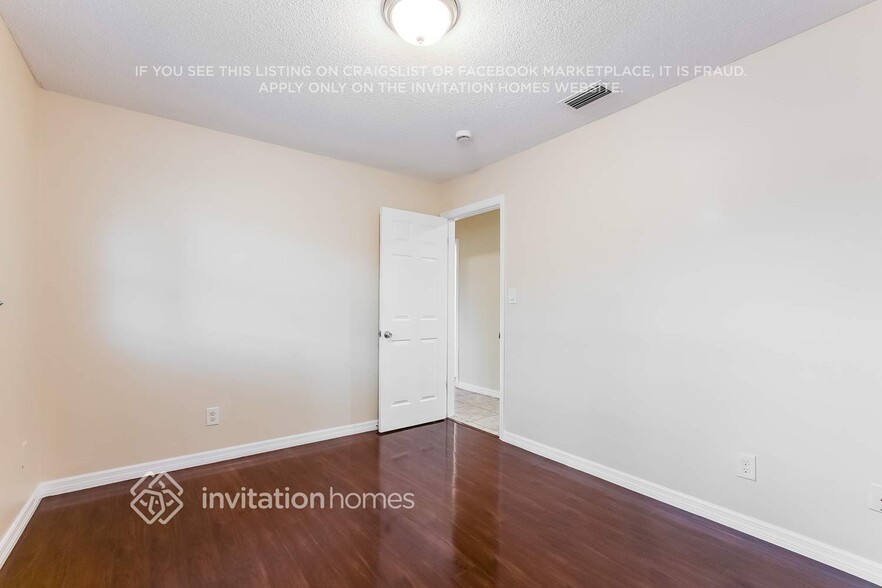 Building Photo - 3330 Coleus Ct