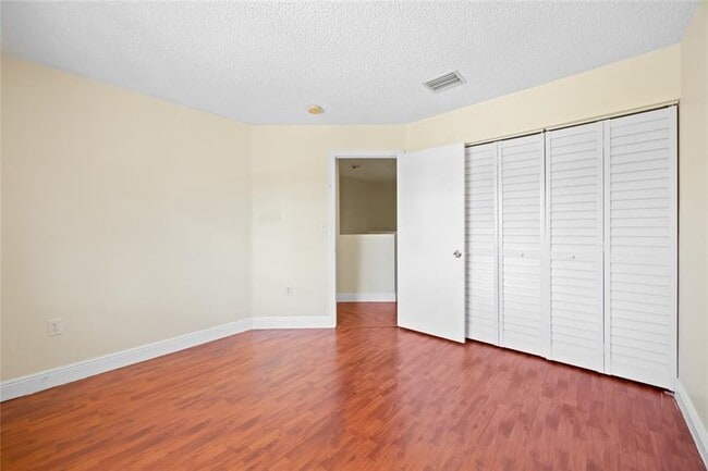 Building Photo - 1851 SW 101st Way