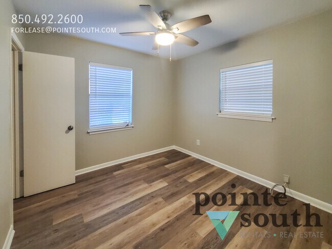 Building Photo - 3BD/1.5BA near Hwy 29 and I10