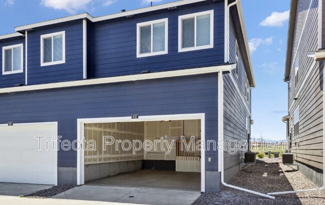 Building Photo - 628 Thoroughbred Ln
