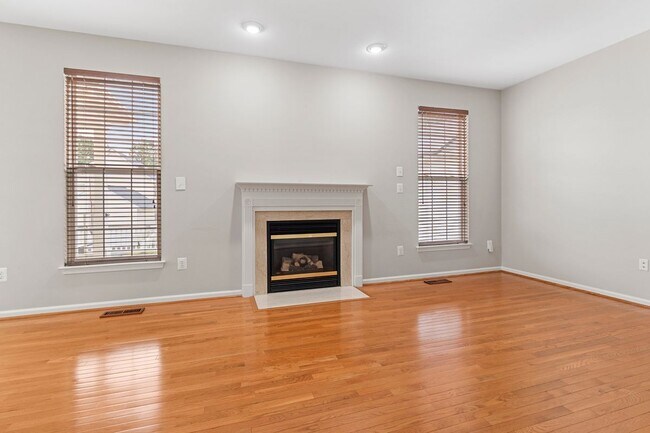 Building Photo - 19028 Noble Oak Dr