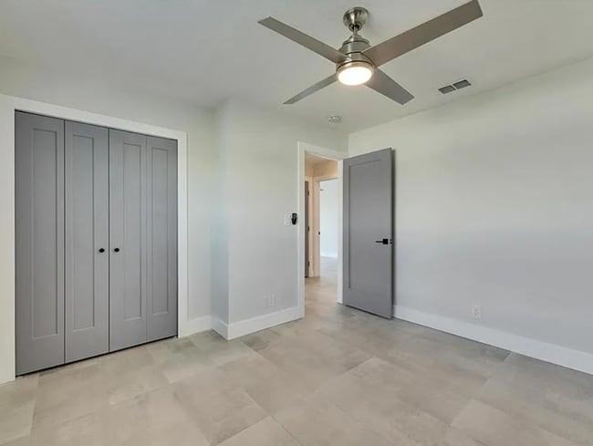 Building Photo - Apollo Beach Condo