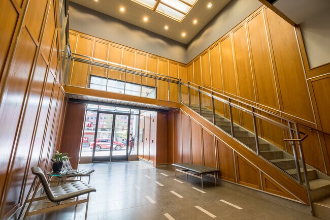 Building Photo - 1133 14th St NW