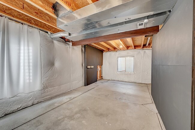 Building Photo - 2,940.95,  3-Bedroom, 1-bathroom Home In Erie with Stunning Backyard Space!
