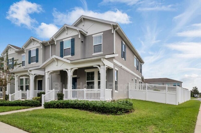 Building Photo - 8171 Red Stopper Ln