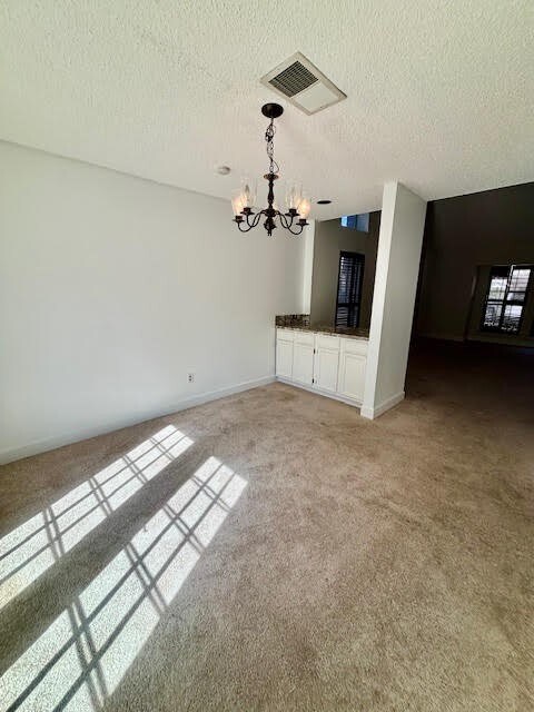 Building Photo - 2 Purpletop Ct