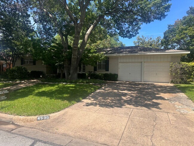 Building Photo - Overton Park home for Lease