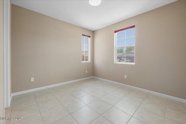 Building Photo - 2228 Butte Creek Dr
