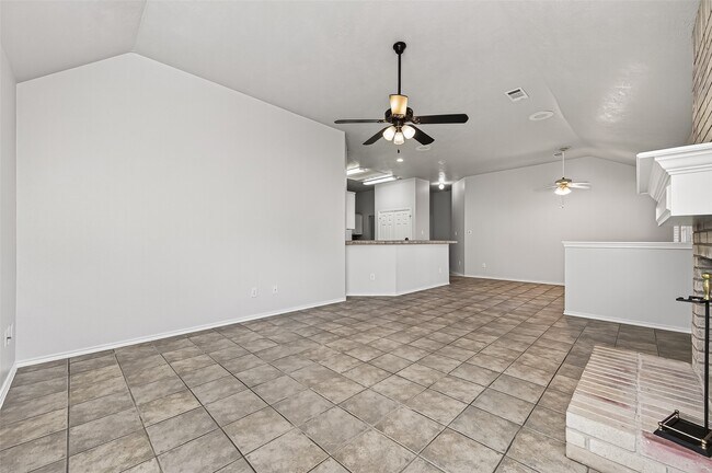 Building Photo - 3314 Zubin Ln