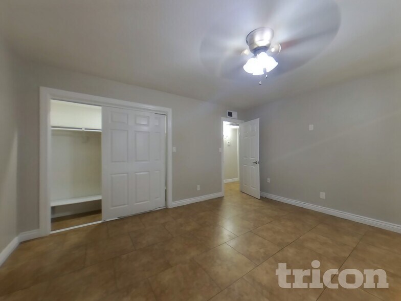 Building Photo - 8130 N 55th Ave