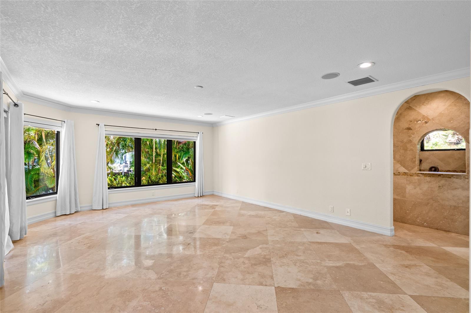 Building Photo - 515 Lido Dr