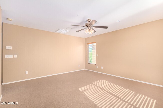 Building Photo - 11932 W El Cortez Pl