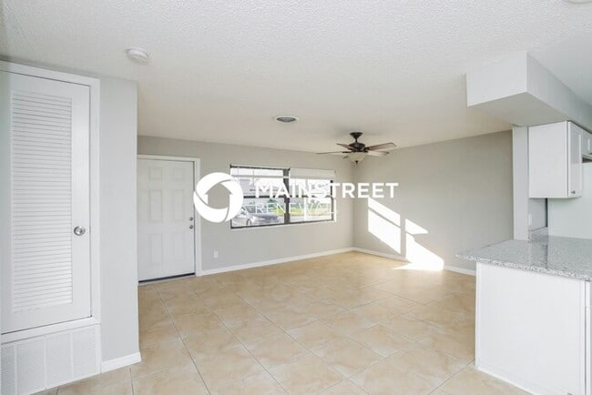 Building Photo - 3 Bedroom Pet-Friendly Home in Rockledge, FL with Main Street Renewal