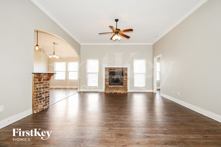 Building Photo - 2604 Busheywood Dr