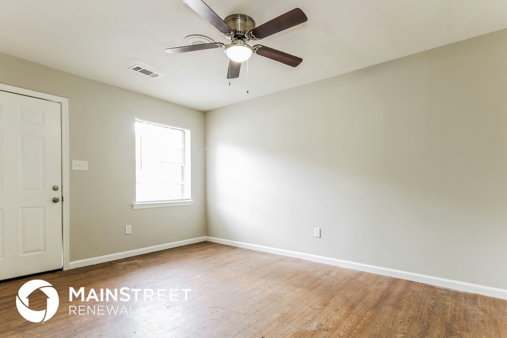 Building Photo - 8044 Jamesbrook Dr