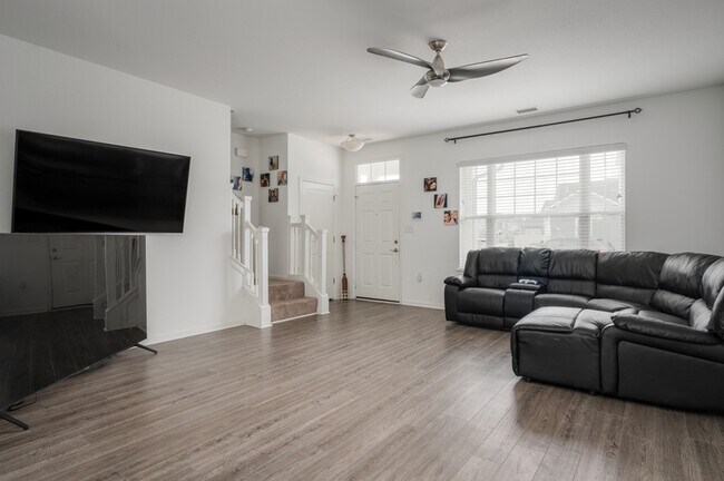 Building Photo - 2040 Canning Pl