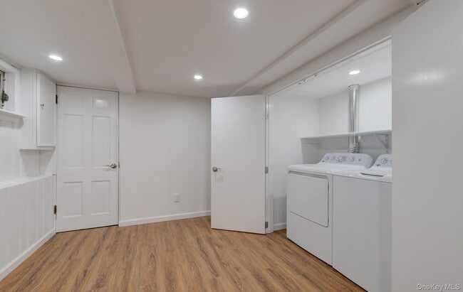 Building Photo - 23 Park Ave