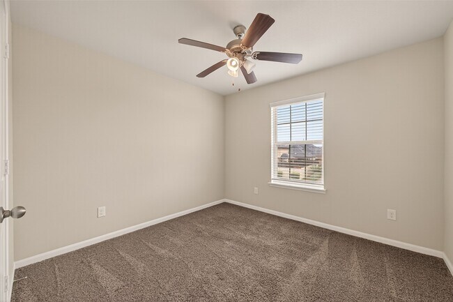 Building Photo - 2510 Meerstad Ln