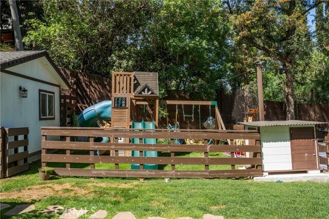 Building Photo - 3791 Multiview Dr