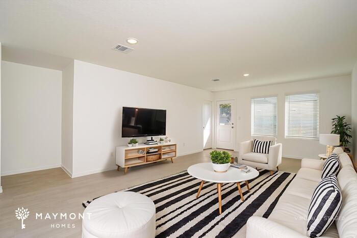 Building Photo - 10204 Bridgton Mill