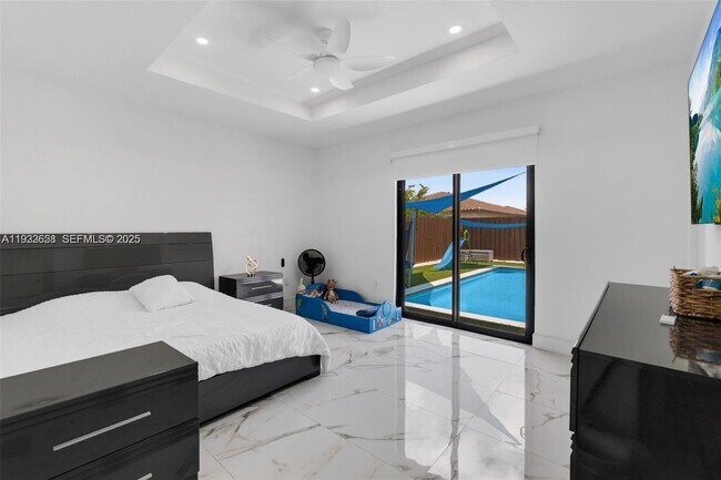 Building Photo - 11939 SW 241 Ter