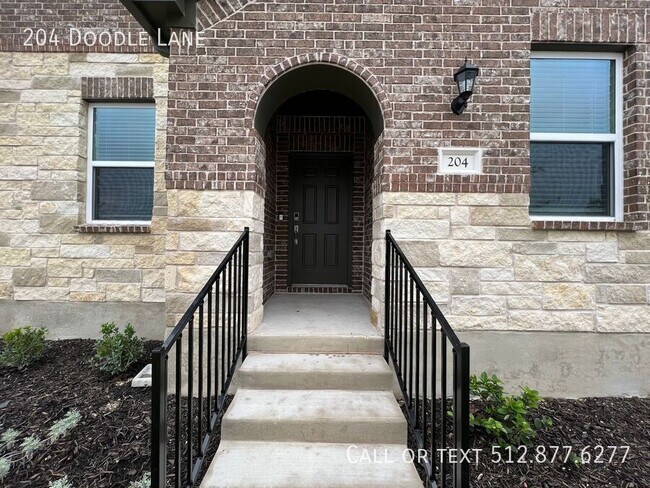 Building Photo - 204 Doodle Ln