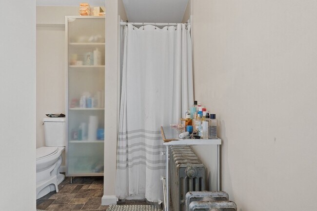 Building Photo - 19 Alfred St